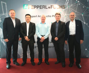 Malaysia, Pepperl+Fuchs, Einweihung, Vertriebsbüro, Shane Parr, Steven Lim, Bryan McHutchison, Simon Sumner, Matthias Gunkel