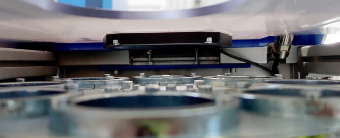 close-up of revolver inside the pneumatic tube system of QCS Rohrpost