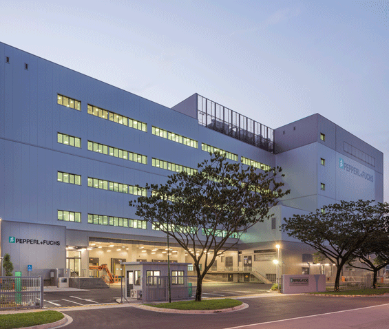 global state-of-the-art logistics center Pepperl+Fuchs Singapore